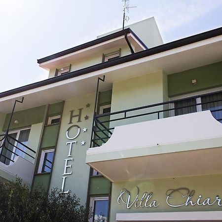 Hotel Villa Chiara แตร์ราชินา ภายนอก รูปภาพ